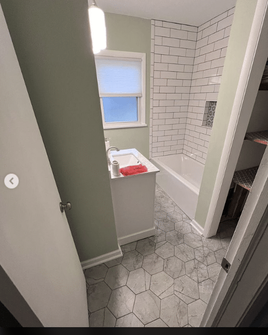 picture of a bathroom we remodeled